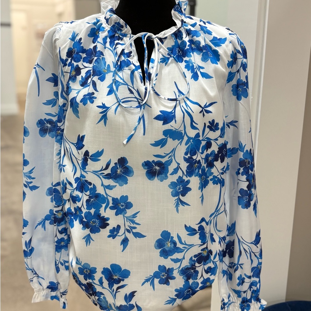 Floral Blue and White Women's Top